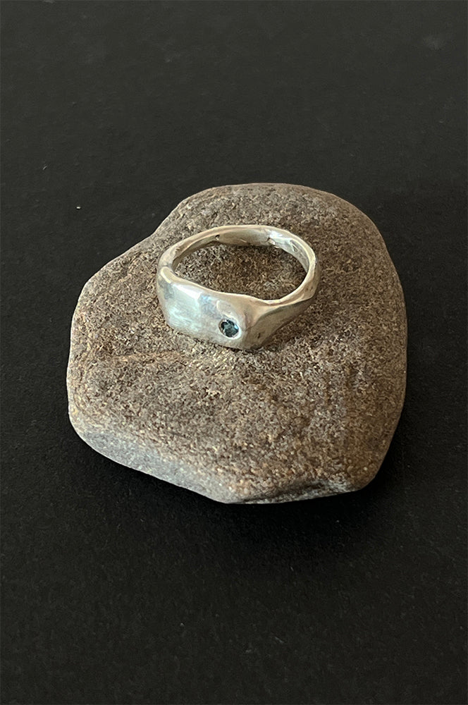 Sello Topaz Ring