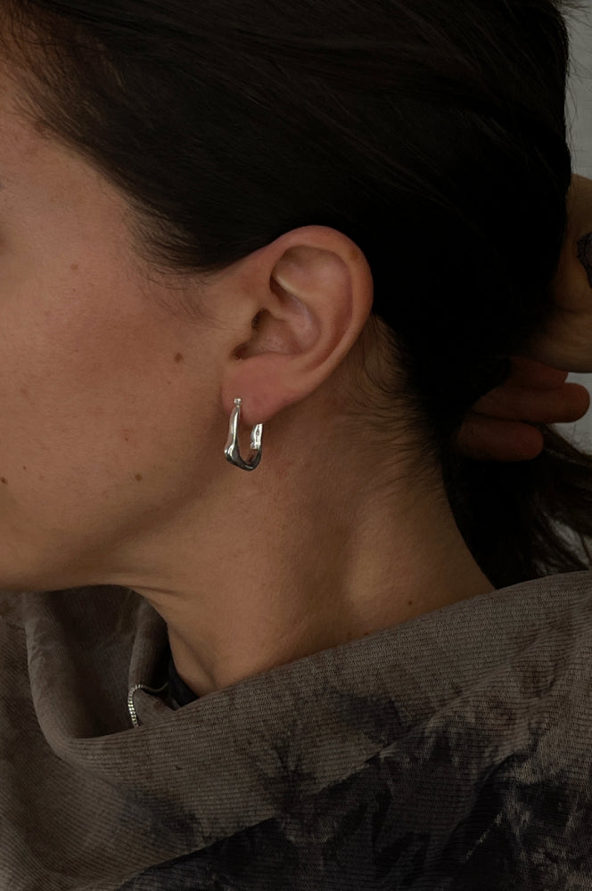 Simone Hoops