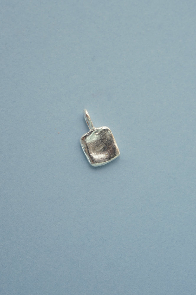 Tiny Pendant Necklace