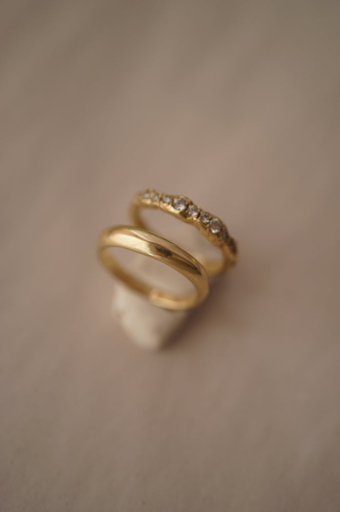 Alma Ring gold