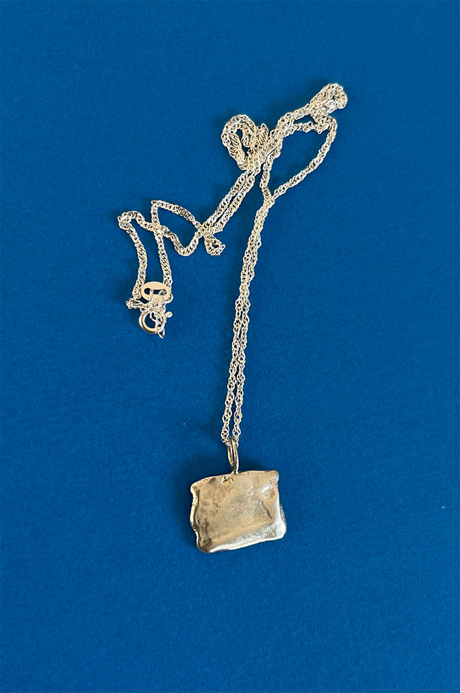 Wide Pendant + Chain