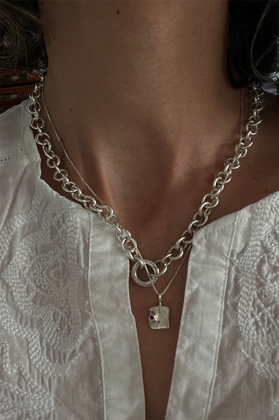 Rosalia Chain